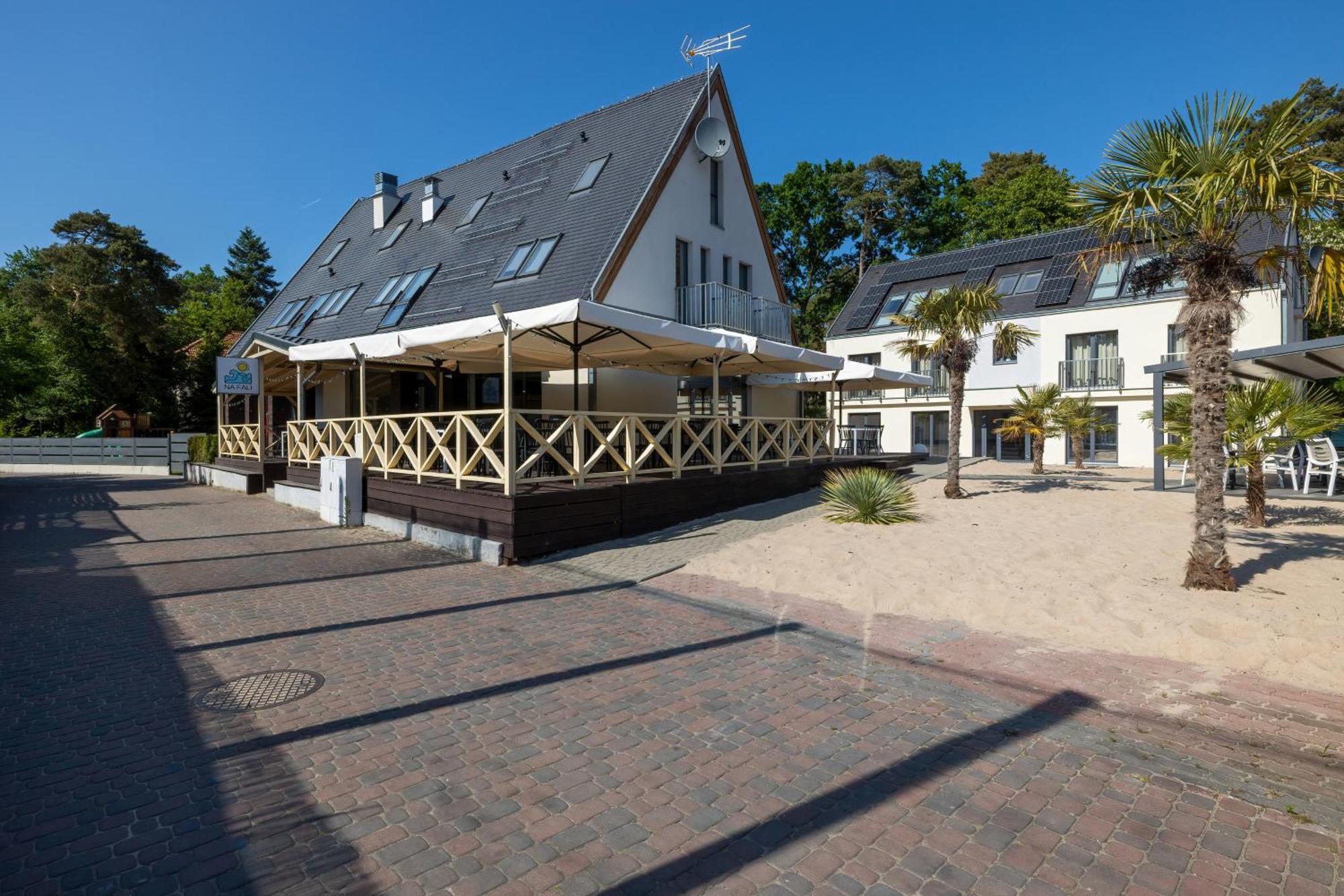 Hotel apartamentowy Na Fali Restaurant&apartaments Pobierowo